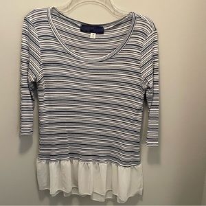 Francesca’s Collections Striped 3/4 Sleeve Top White Ruffle Wm Sz M